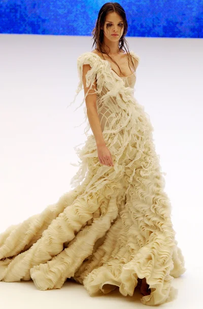 Look 18